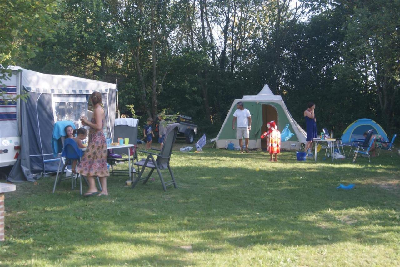 מלון Montjay  Camping Les Arbois מראה חיצוני תמונה