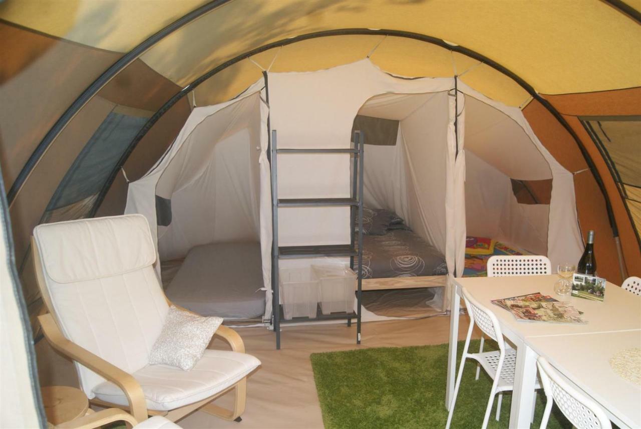 מלון Montjay  Camping Les Arbois מראה חיצוני תמונה