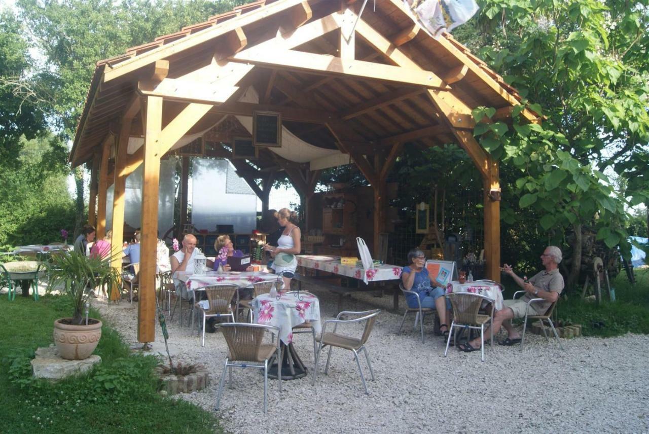 מלון Montjay  Camping Les Arbois מראה חיצוני תמונה
