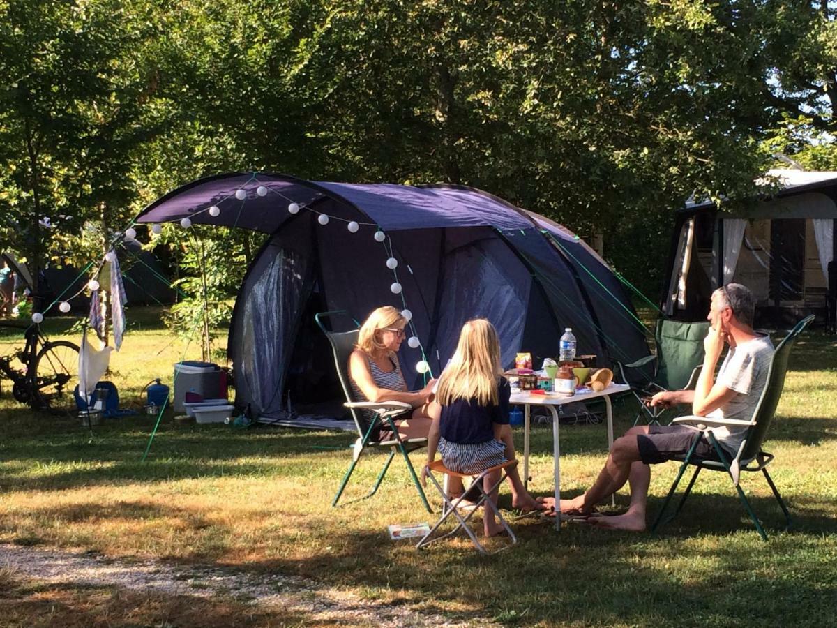 מלון Montjay  Camping Les Arbois מראה חיצוני תמונה